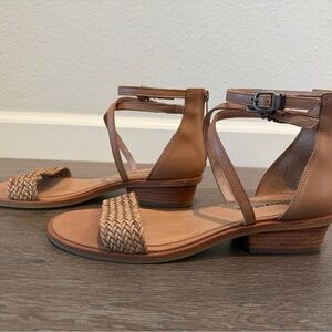 Lucky Brand Skippir Ankle Strap Sandals - Size 8.5